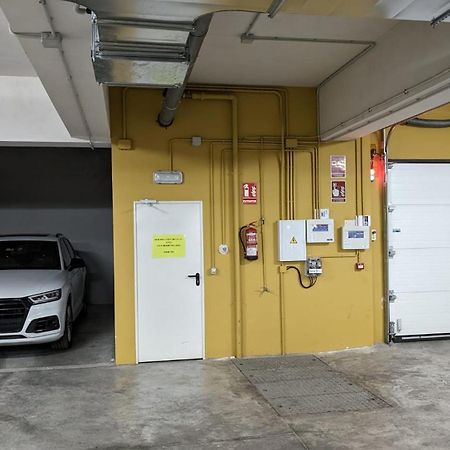 Parking Free - Cathedral Area Apartment -2 Months Min Siviglia Esterno foto